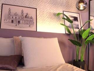 ellediane webcam camsoda model stream image