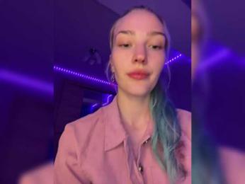 AlinnaAnnila webcam model stream image