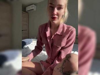 AlinnaAnnila webcam model stream image