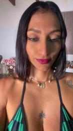 AnyLeon webcam model stream image