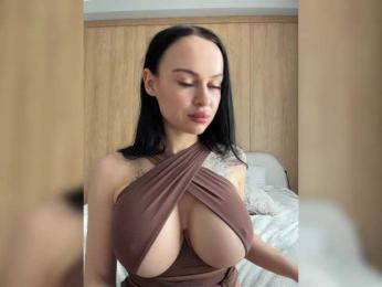 bmw_m8 webcam bongacams model stream image