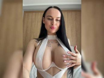 bmw_m8 webcam model stream image