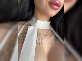 bmw_m8 webcam model stream image