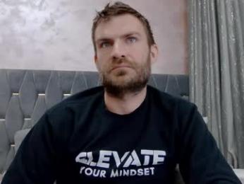 10in_deluxe webcam chaturbate model stream image