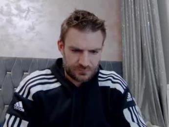 10in_deluxe webcam chaturbate model stream image