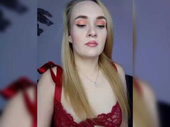 KiraBerht webcam model stream image