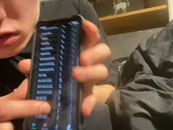 yourwhiteboy1 webcam stripchat model stream image