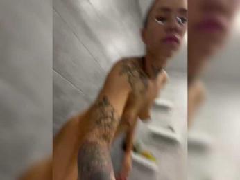 v_-_-_v webcam bongacams model stream image