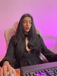 Felicia_smok3のプレビュー