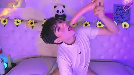 AleAurarashi webcam stripchat model stream image