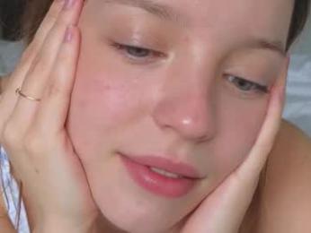 my_mia_ webcam model stream image