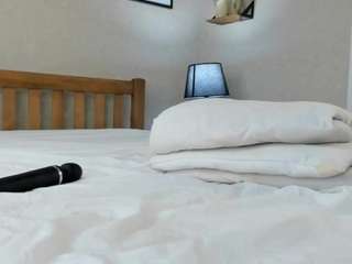 esmealdridge webcam model stream image