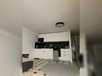 VladaMais webcam model stream image