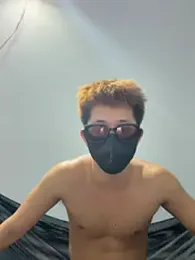 YoungTH199 webcam model stream image