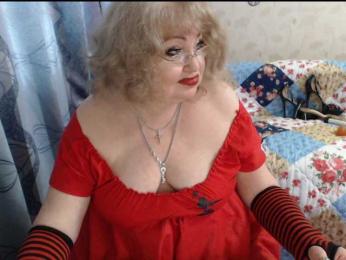 livingnextdoor webcam model stream image