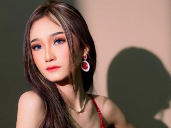 EllieFox webcam model stream image