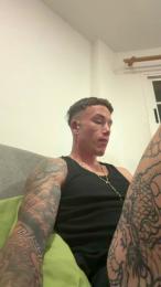 Cristiangonzaa webcam cam4 model stream image