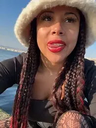 HaileyDiana webcam stripchat model stream image