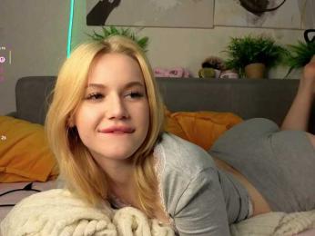 Sonyavibe webcam bongacams model stream image