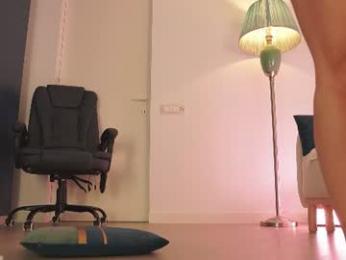 yvonna_ webcam model stream image