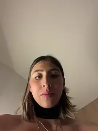 Ameellie webcam model stream image