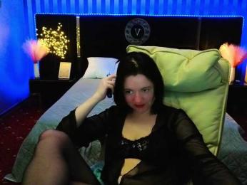 IngritTass webcam model stream image