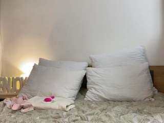 serjmoroz webcam camsoda model stream image