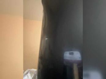 KiraMalina webcam model stream image