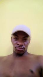 Yurilins23cm__ webcam model stream image