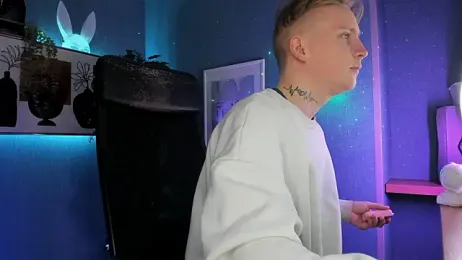 AlexxSweet webcam model stream image