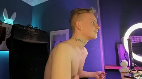 AlexxSweet webcam model stream image