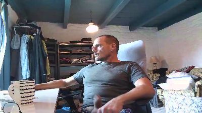 HotFarmerFrench webcam model stream image