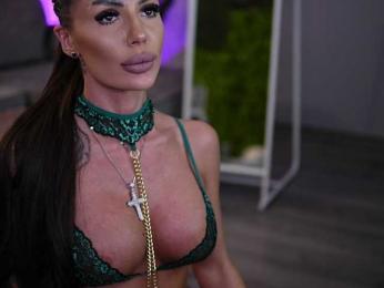 RaquelleVon webcam bongacams model stream image