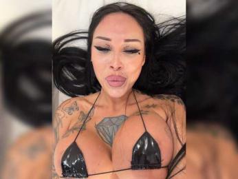 Cristalkate webcam bongacams model stream image