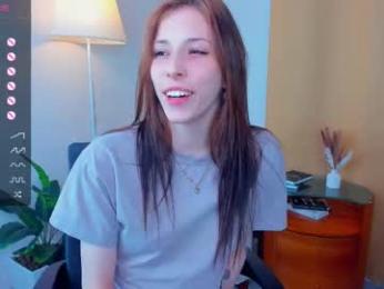 maay_flowers webcam model stream image