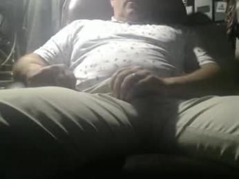 marrieddad19751975 webcam model stream image