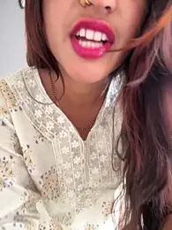 4U143 webcam model stream image