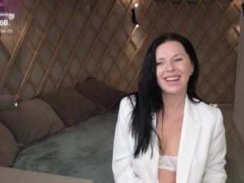 LinaaJoy webcam model stream image