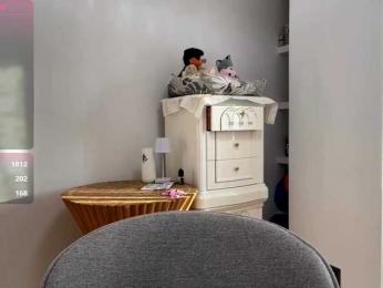 EraMinges webcam model stream image