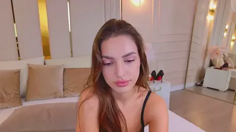 BellaHalles webcam model stream image