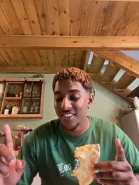 Axel_black10 webcam model stream image