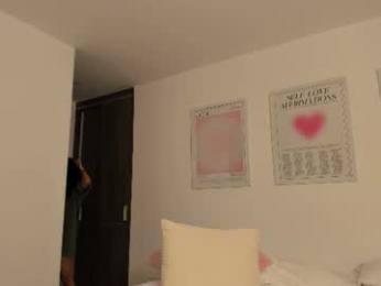 nicolemansonのプレビュー