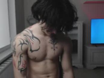 brendan__piks webcam model stream image