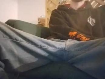 biggestboiiii webcam model stream image
