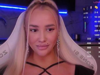 In-your-fucking-mind webcam model stream image