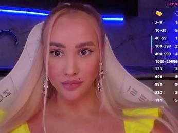 In-your-fucking-mind webcam model stream image