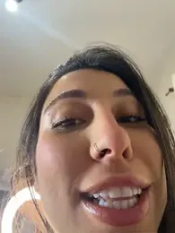 Carolini09 webcam stripchat model stream image