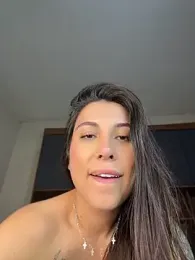 Carolini09 webcam stripchat model stream image