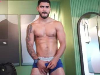 reik_von webcam model stream image