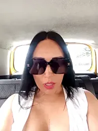 Laura_martin_ webcam model stream image